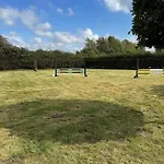 Skadshof Wo Leistung Auf Leidenschaft Trifft 住宿加早餐酒店 埃斯比约