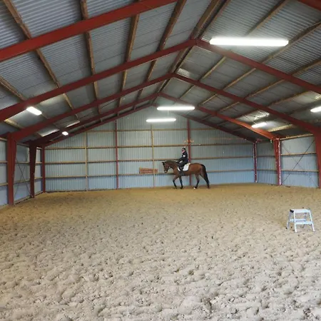 ベッド・アンド・ブレックファスト Skadshof Wo Leistung Auf Leidenschaft Trifft