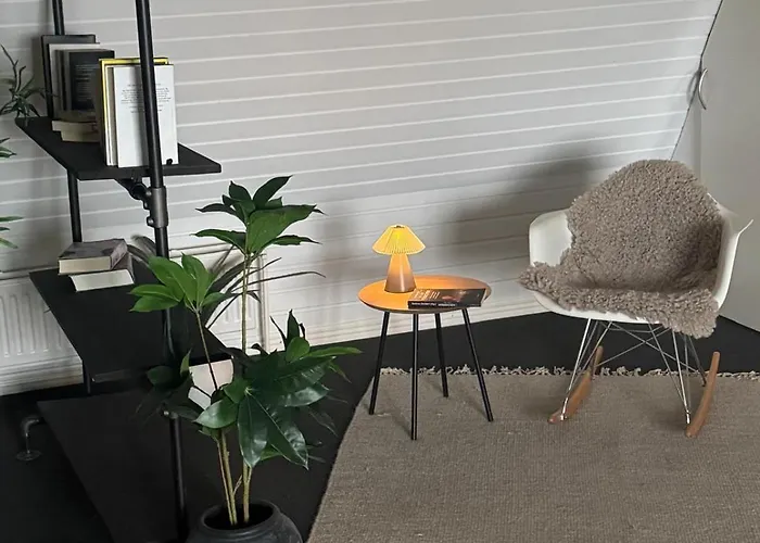 Skadshof Wo Leistung Auf Leidenschaft Trifft * エスビャール